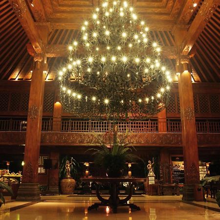 Laras Asri Resort & Spa Salatiga Exterior foto